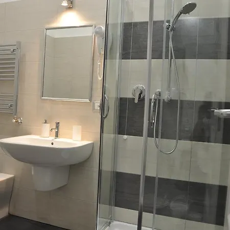 Maison Imperiale Gæstehus 3*